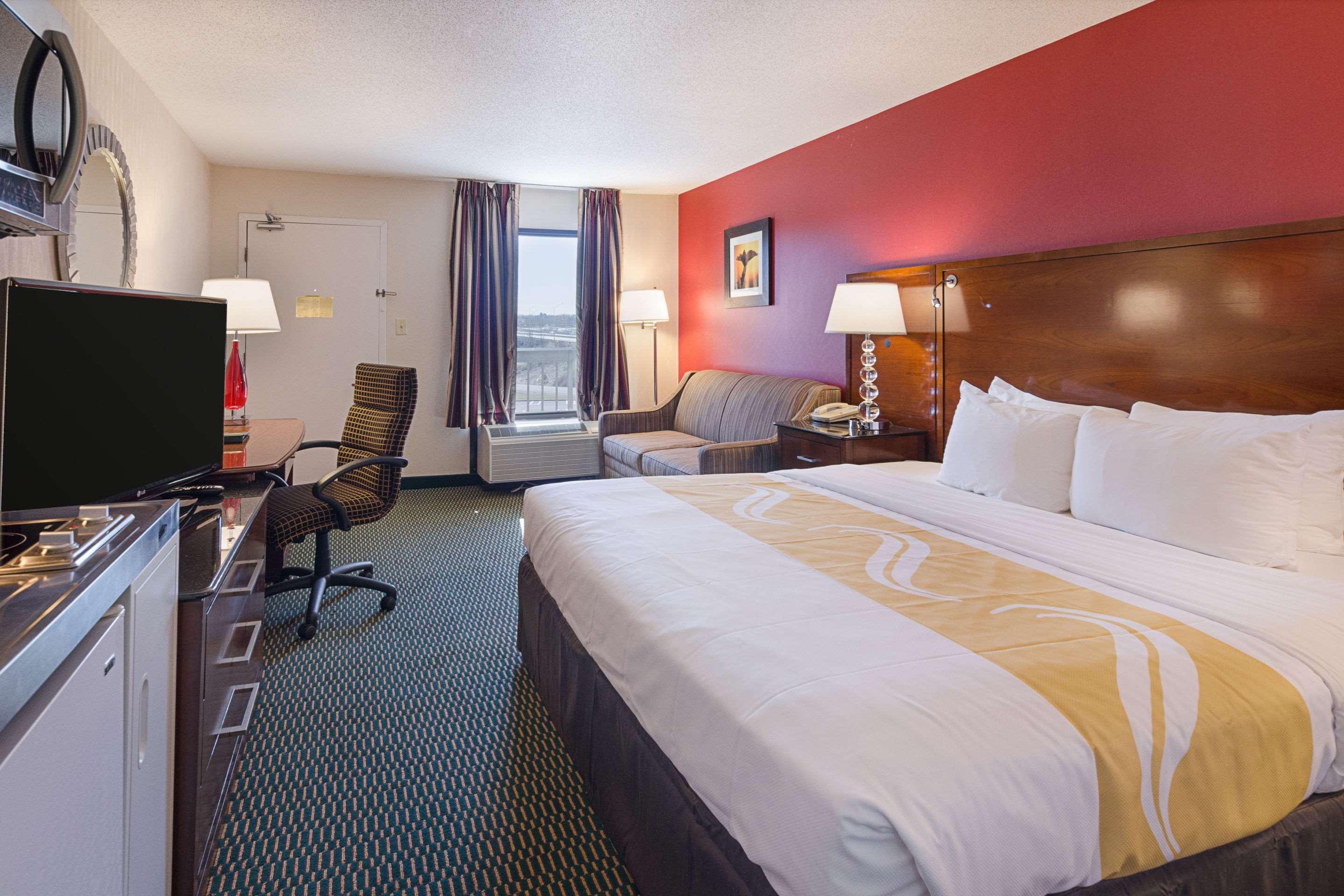 Quality Inn Christiansburg - Blacksburg Buitenkant foto