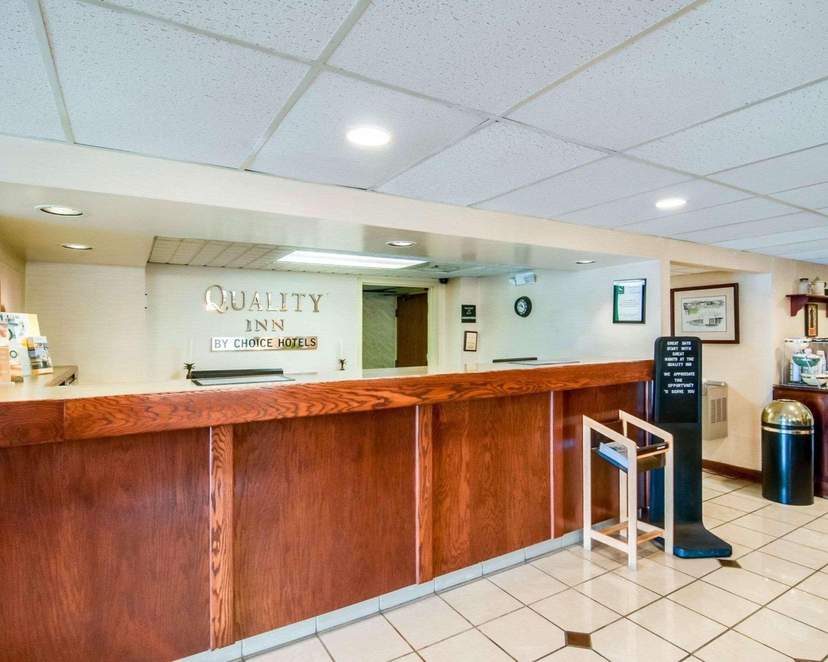 Quality Inn Christiansburg - Blacksburg Buitenkant foto