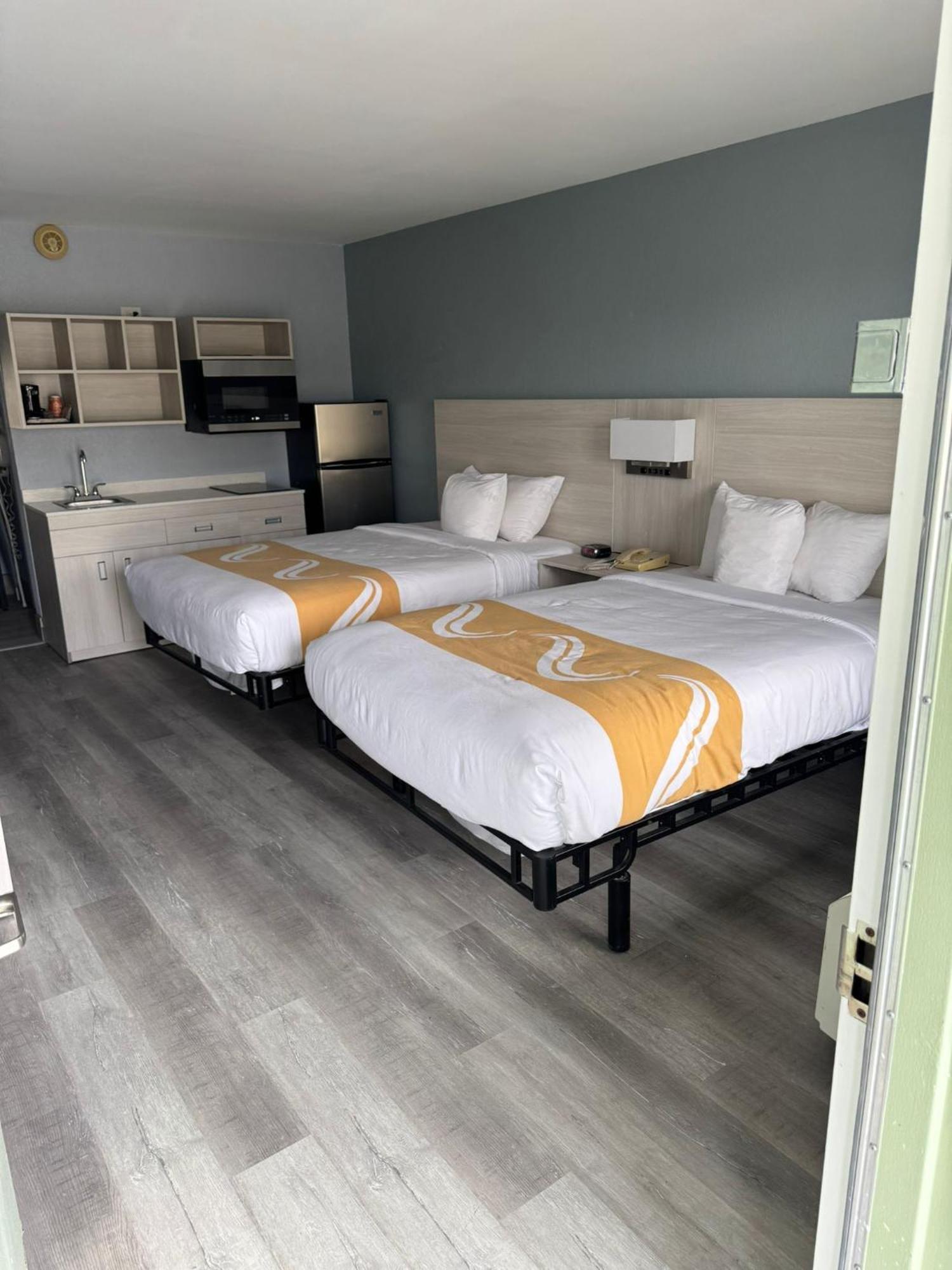 Quality Inn Christiansburg - Blacksburg Buitenkant foto
