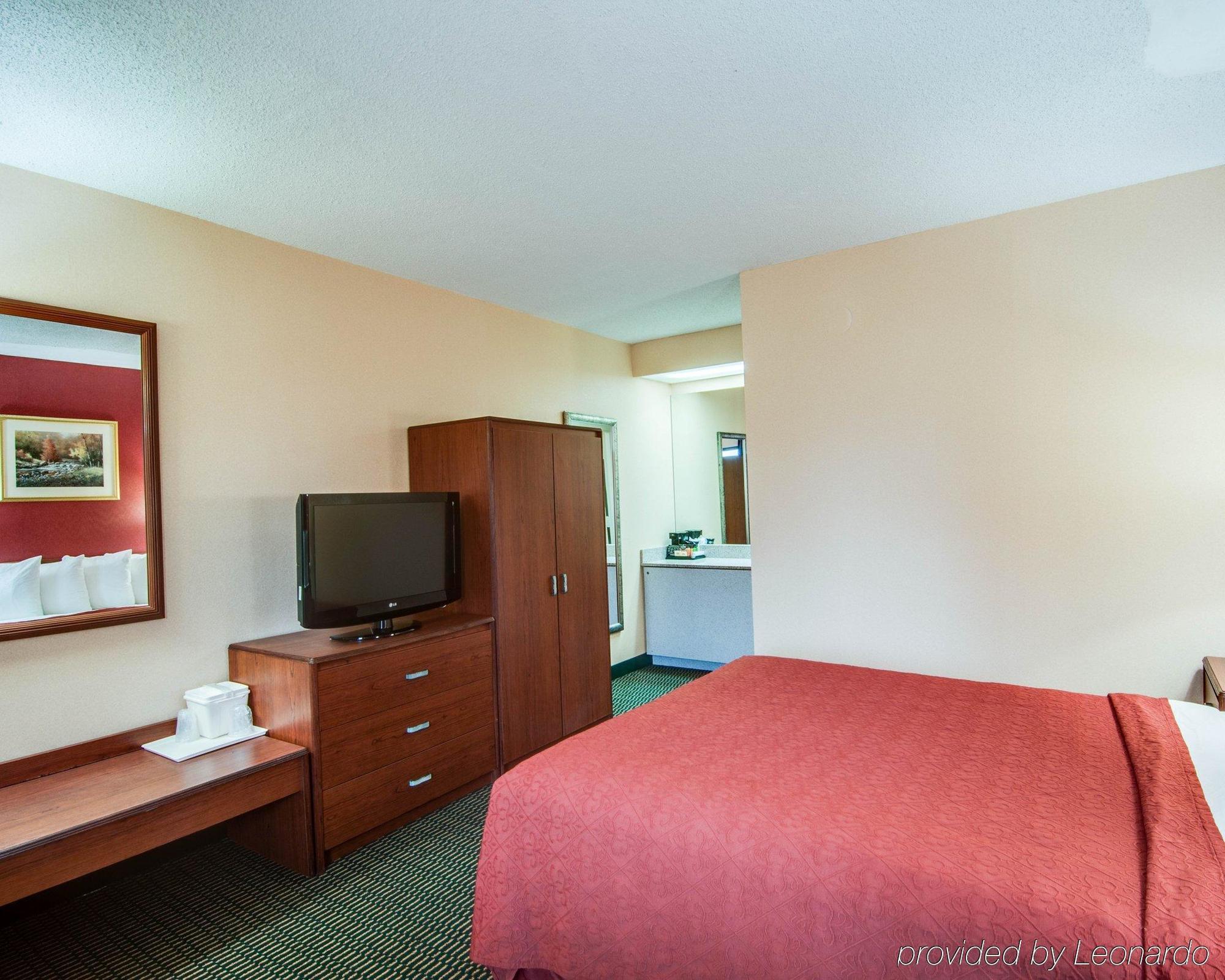 Quality Inn Christiansburg - Blacksburg Buitenkant foto